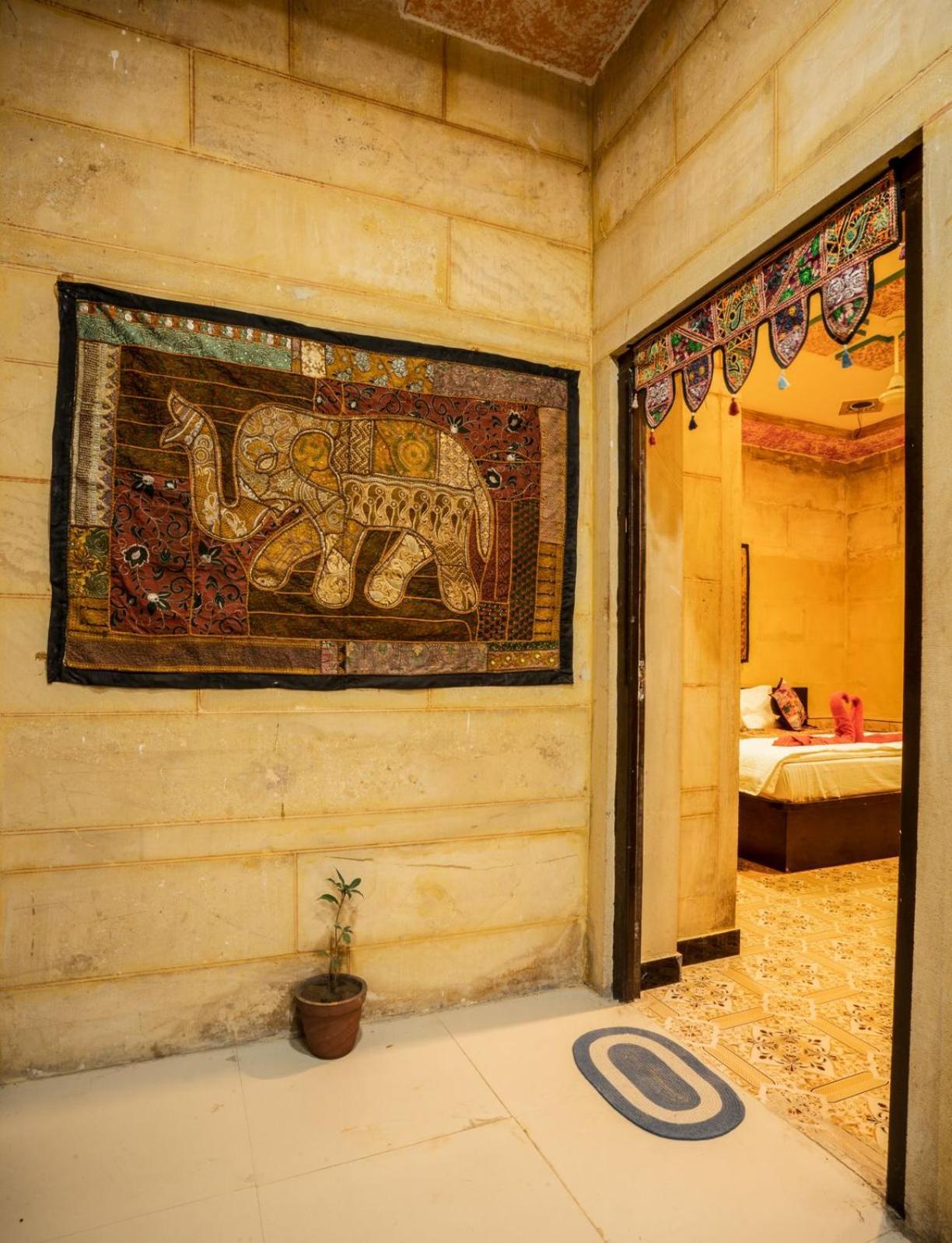 Hotel Tofu Safari Jaisalmer Εξωτερικό φωτογραφία